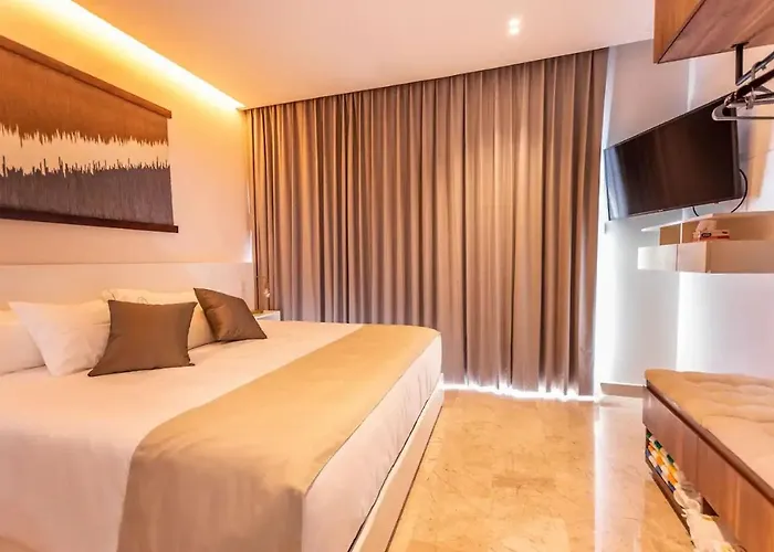 2022 Modern Steps To The Ocean W/ Hot Tub 4* Playa del Carmen